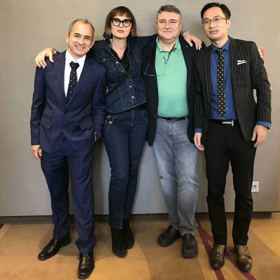 黃安華主任與Prof. Martinez、Dr.Paolape der zoli、Dr.Ottaviano Tapparo.jpeg